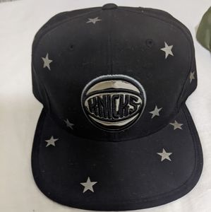 🔥SALE‼️Mitchell & Ness color black .